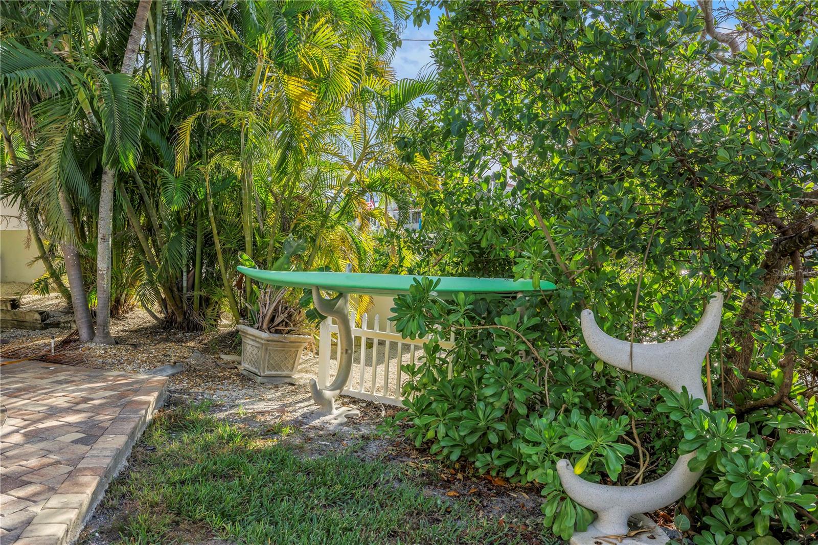 Image 80 of 88 For 513 Venice Lane