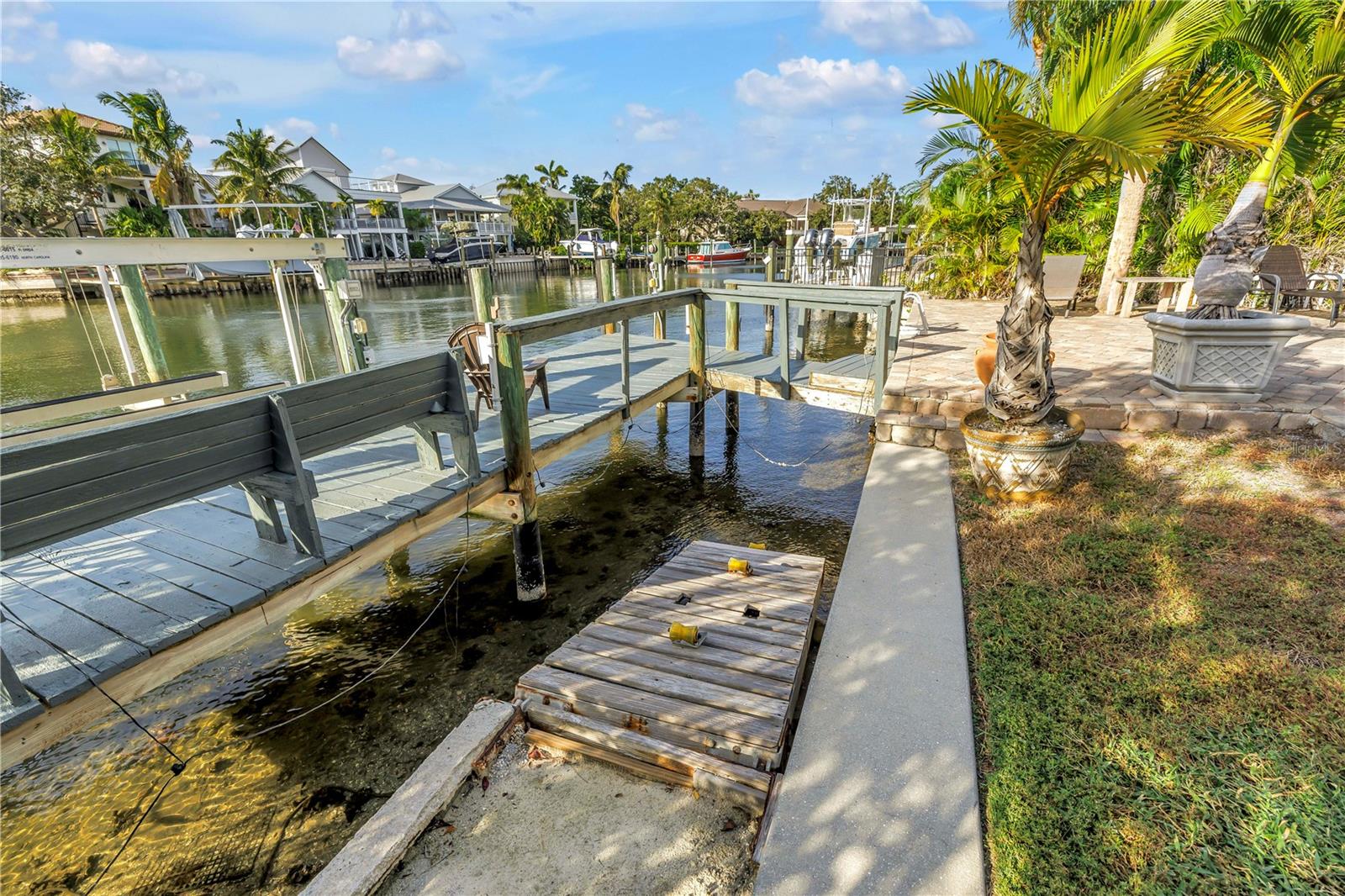 Image 81 of 88 For 513 Venice Lane