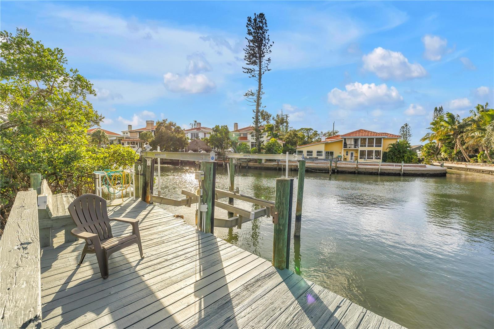 Image 82 of 88 For 513 Venice Lane