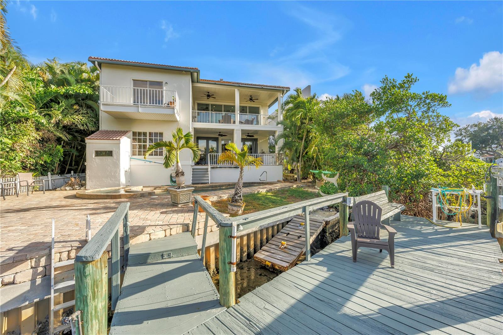 Image 84 of 88 For 513 Venice Lane