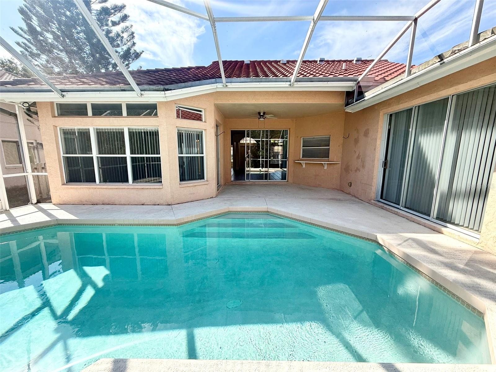 Image 25 of 54 For 7157 42nd Court E