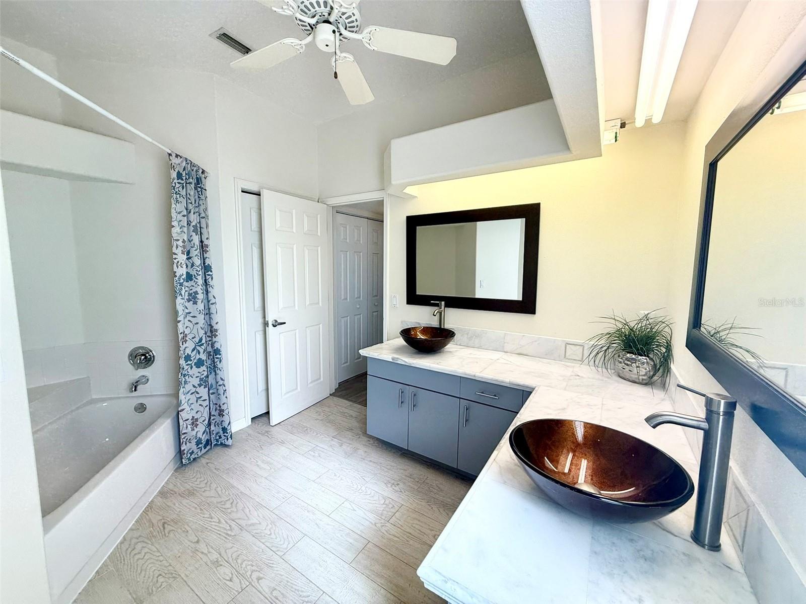 Image 34 of 54 For 7157 42nd Court E