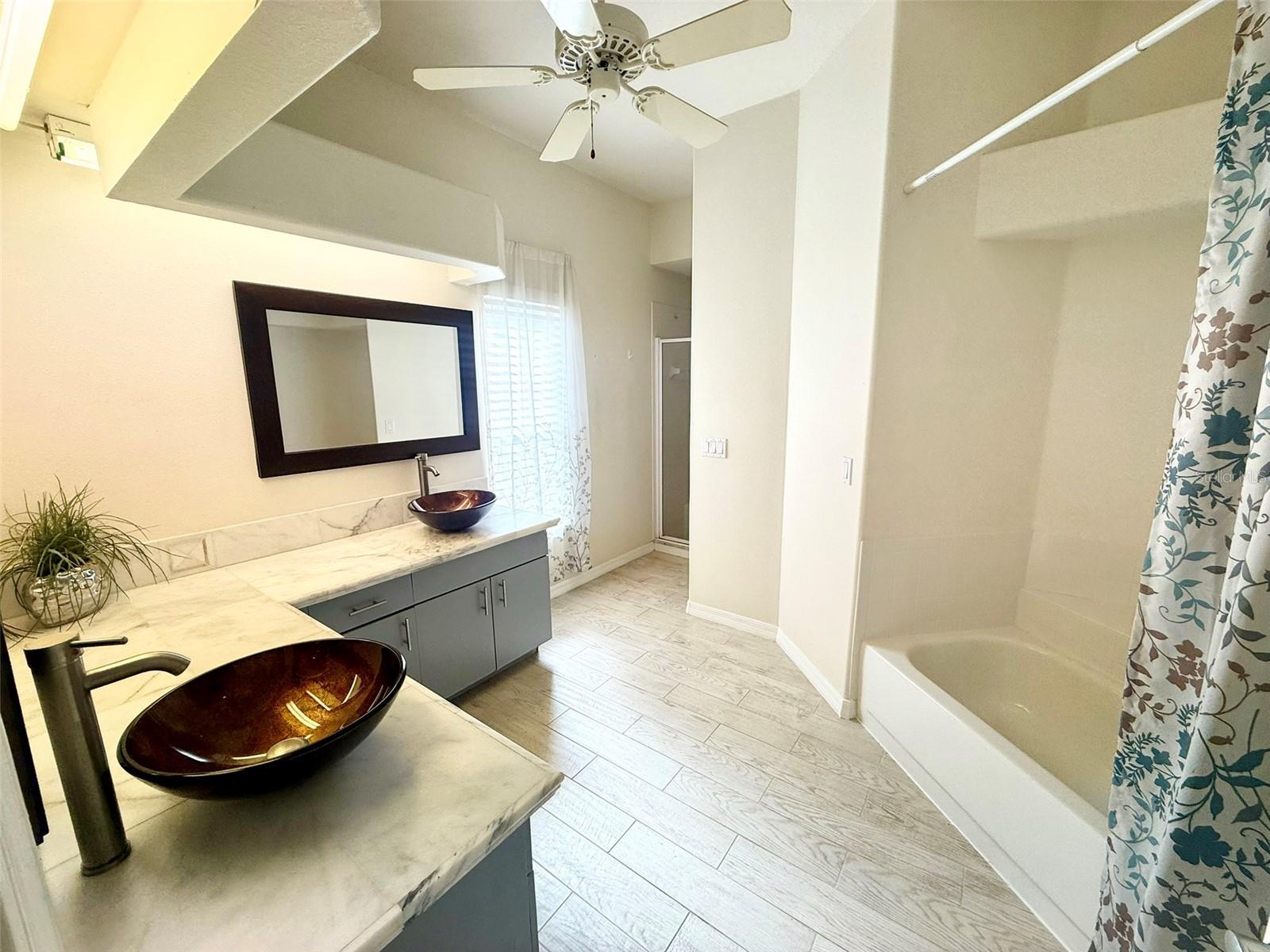 Image 36 of 54 For 7157 42nd Court E