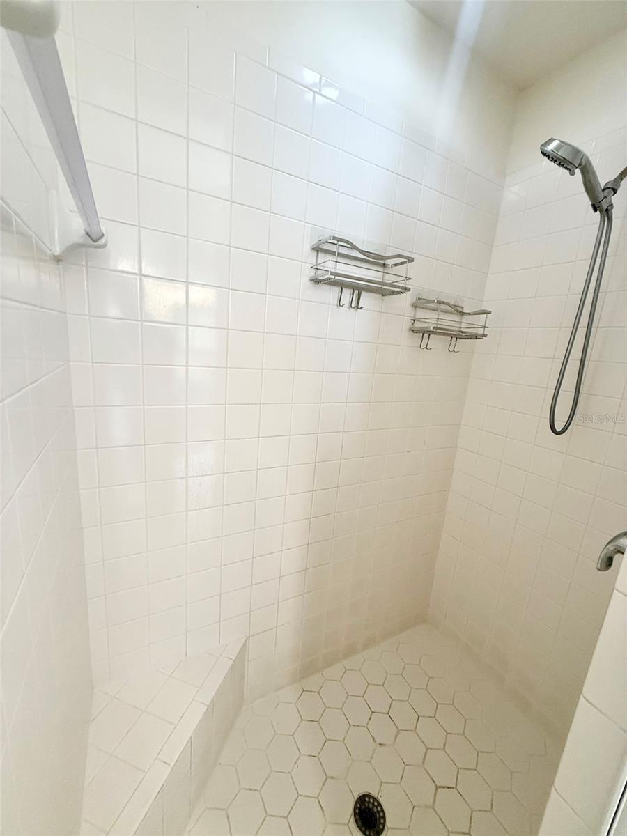 Image 39 of 54 For 7157 42nd Court E