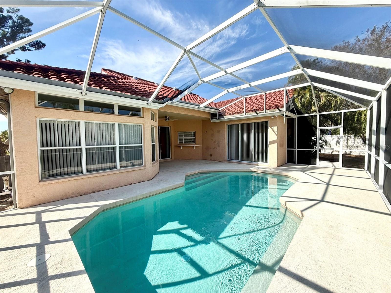 Image 6 of 54 For 7157 42nd Court E