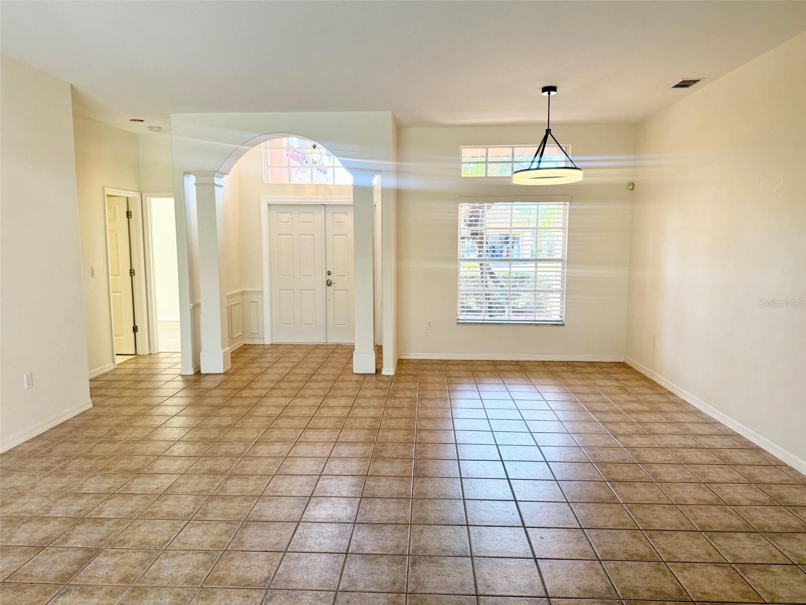 Image 7 of 54 For 7157 42nd Court E