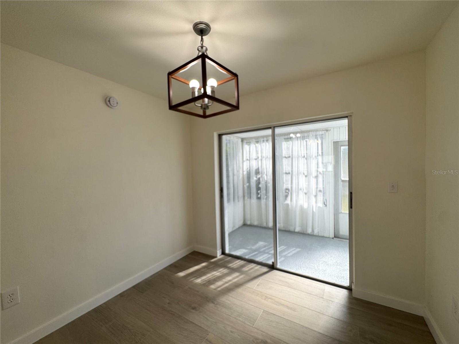 Image 19 of 51 For 3813 42nd Street W 37