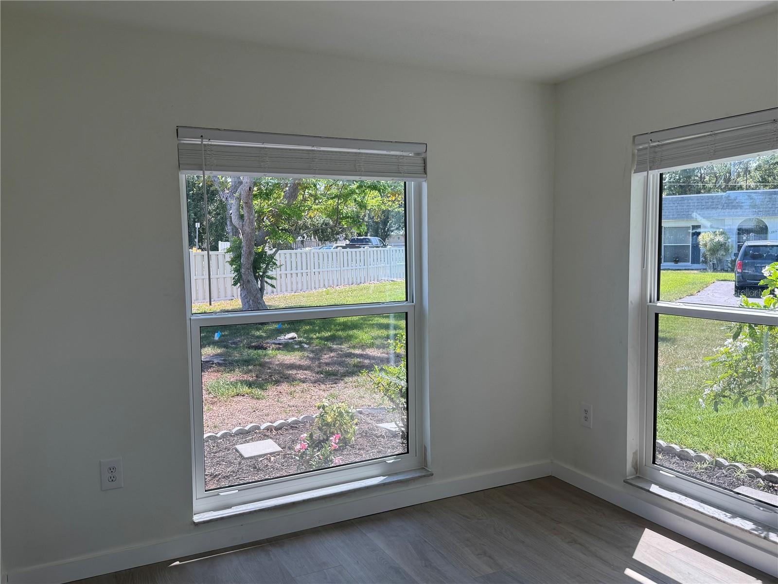 Image 20 of 51 For 3813 42nd Street W 37