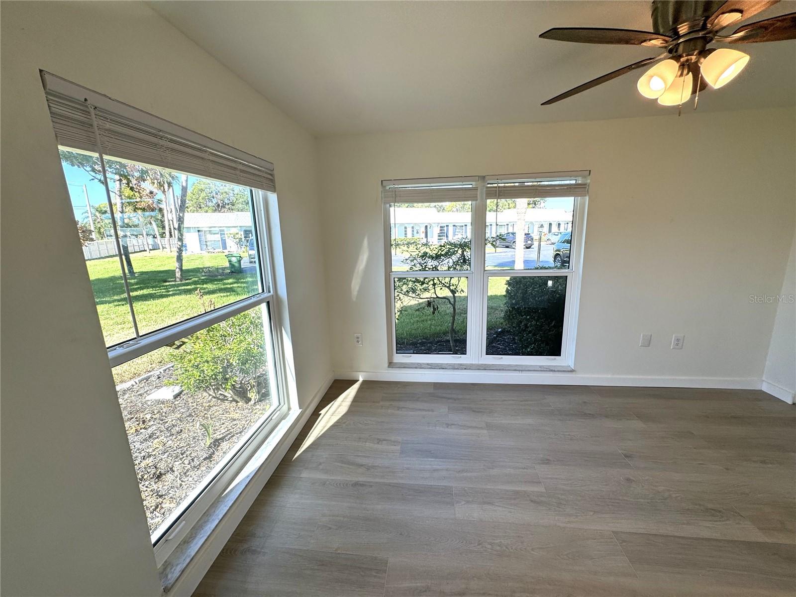 Image 21 of 51 For 3813 42nd Street W 37