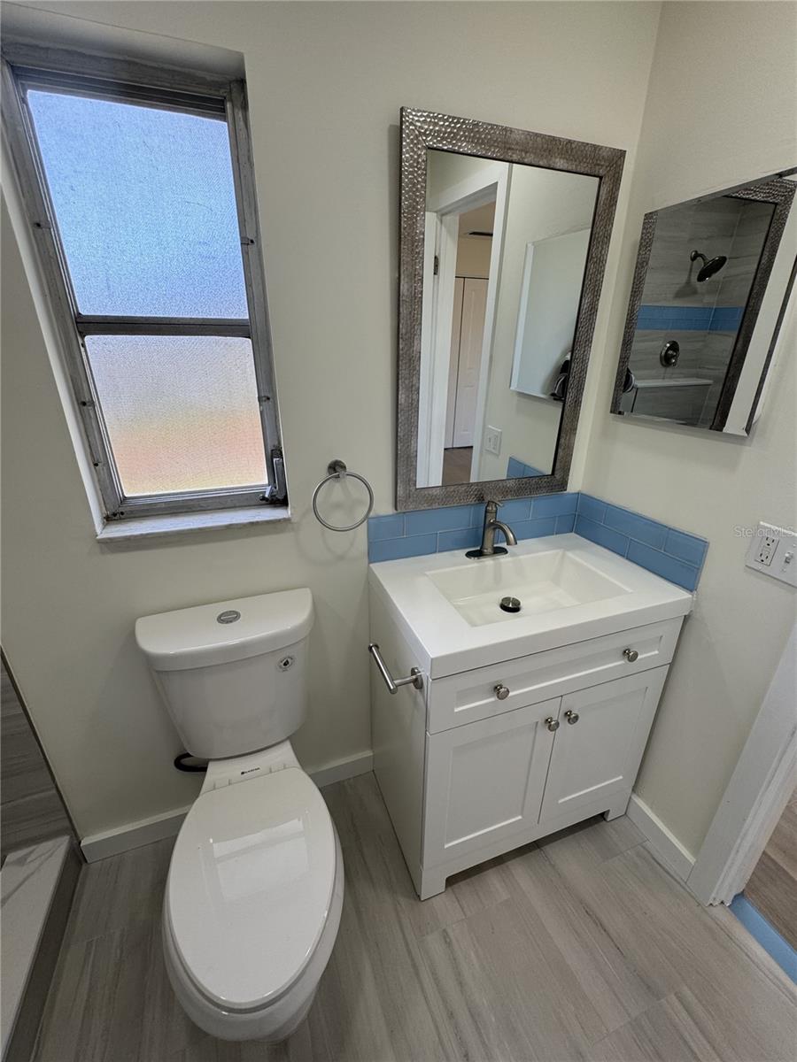 Image 29 of 51 For 3813 42nd Street W 37