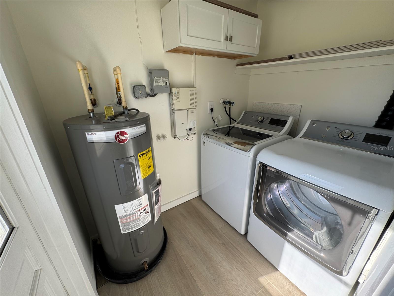 Image 40 of 51 For 3813 42nd Street W 37