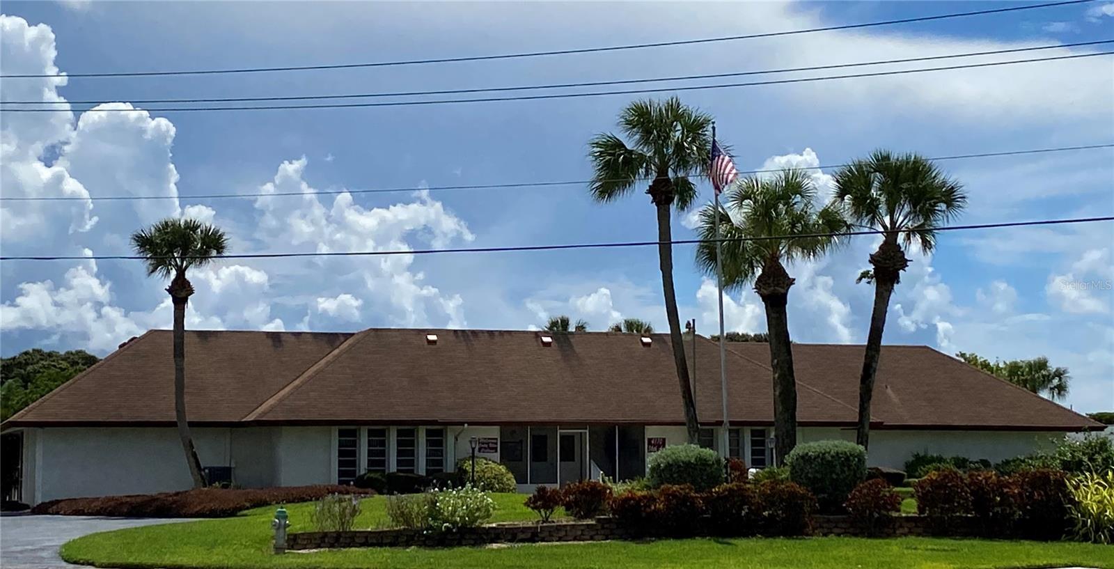 Image 43 of 51 For 3813 42nd Street W 37