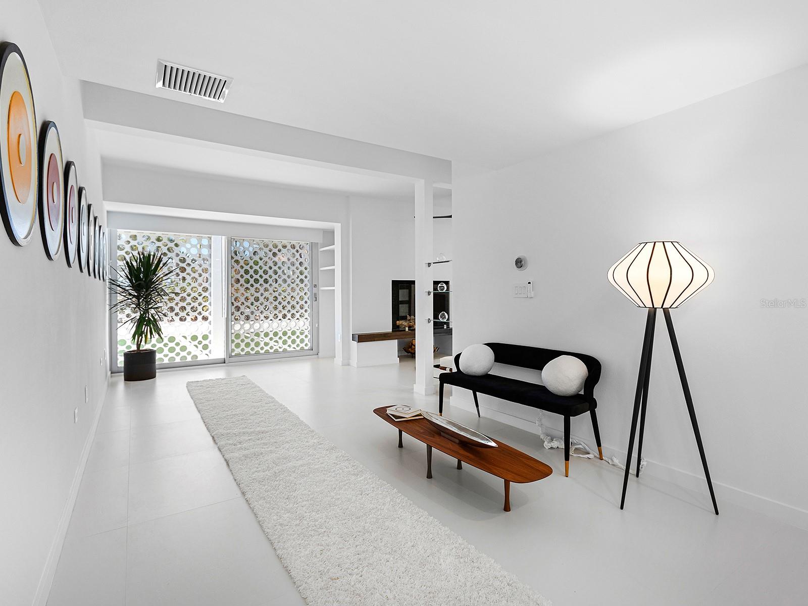 Image 10 of 75 For 7647 Sanderling Road