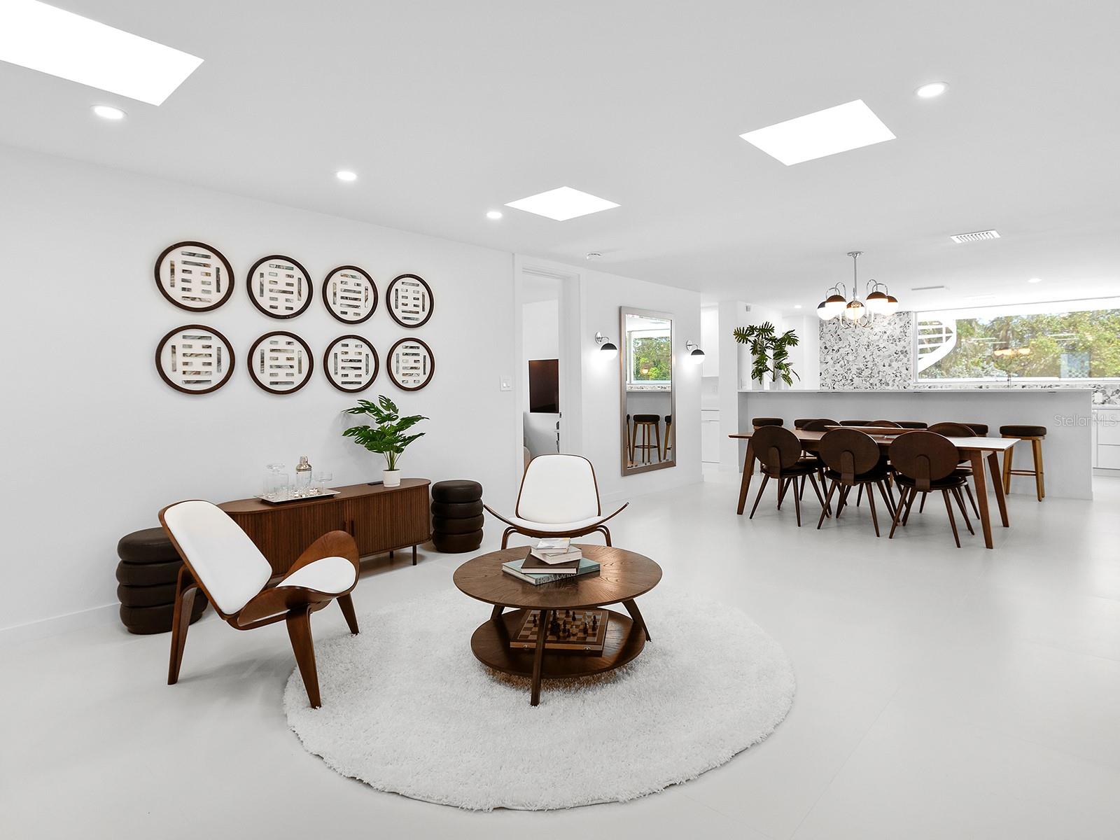 Image 15 of 75 For 7647 Sanderling Road