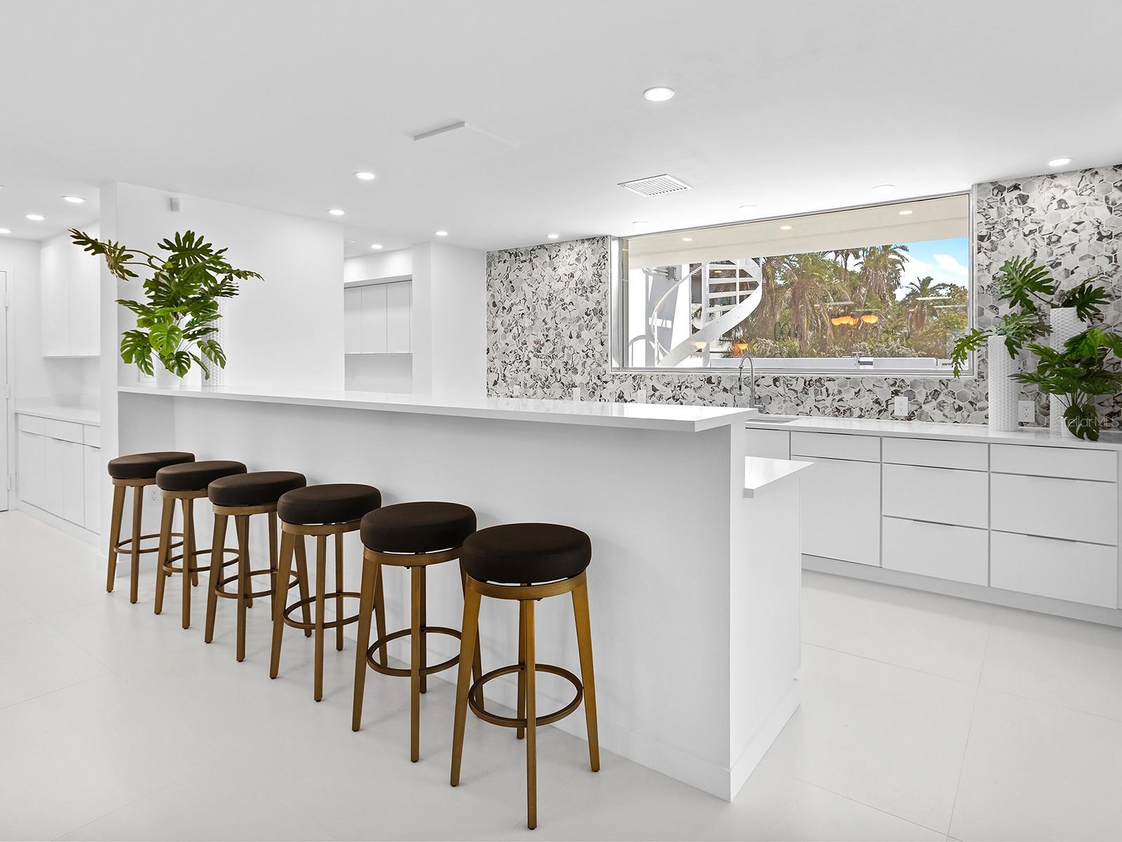 Image 20 of 75 For 7647 Sanderling Road