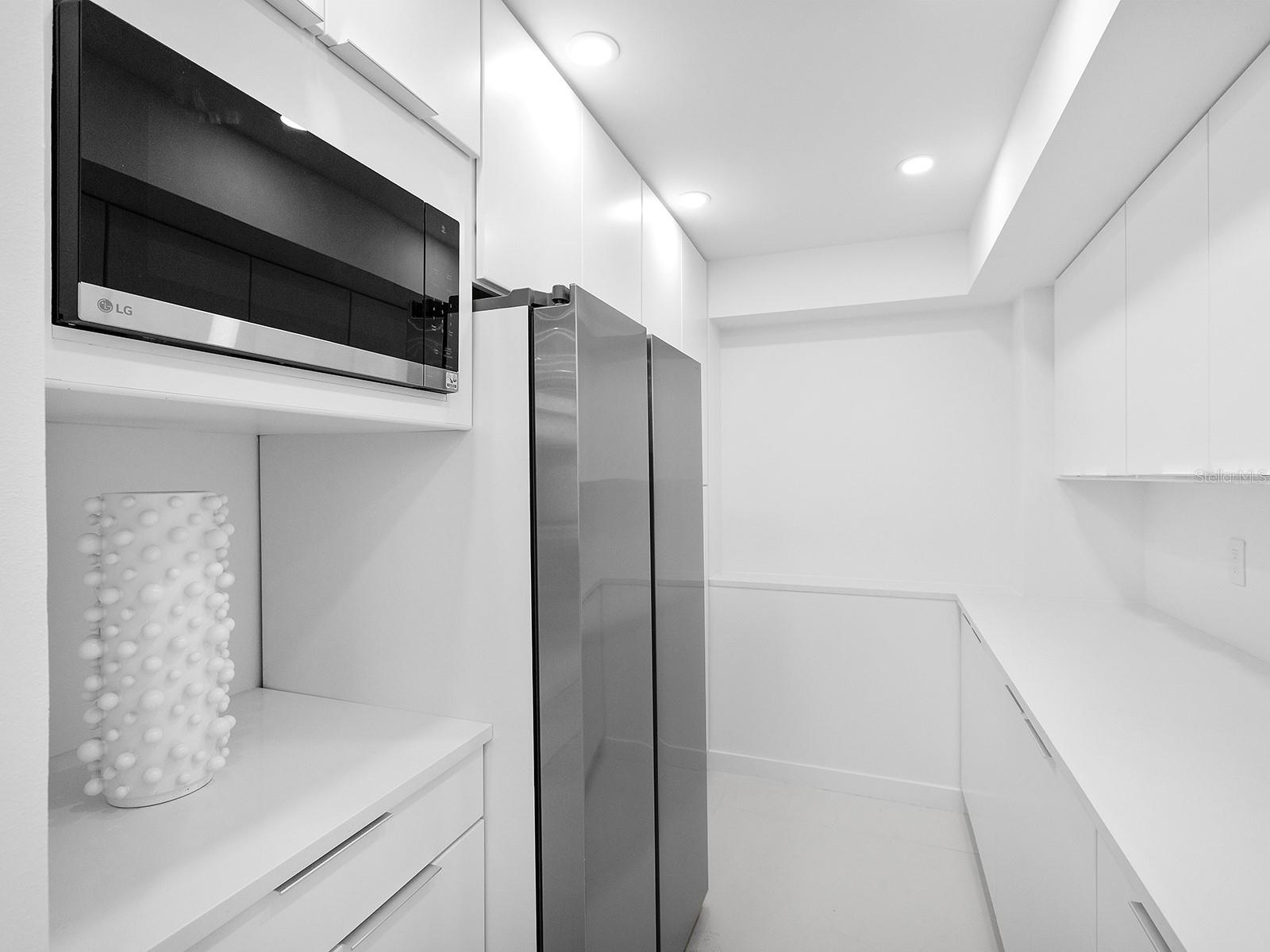 Image 25 of 75 For 7647 Sanderling Road