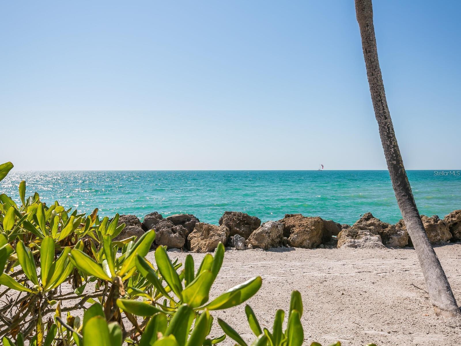 Image 70 of 75 For 7647 Sanderling Road