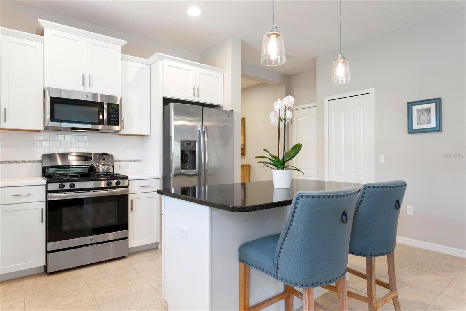 Image 14 of 53 For 6512 Palm Leaf Court