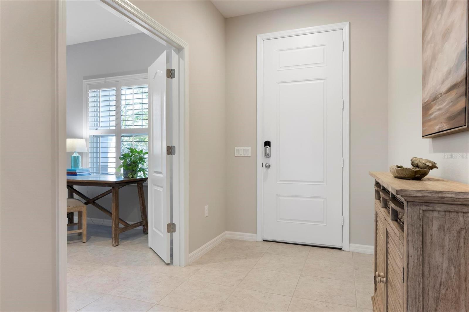 Image 15 of 53 For 6512 Palm Leaf Court