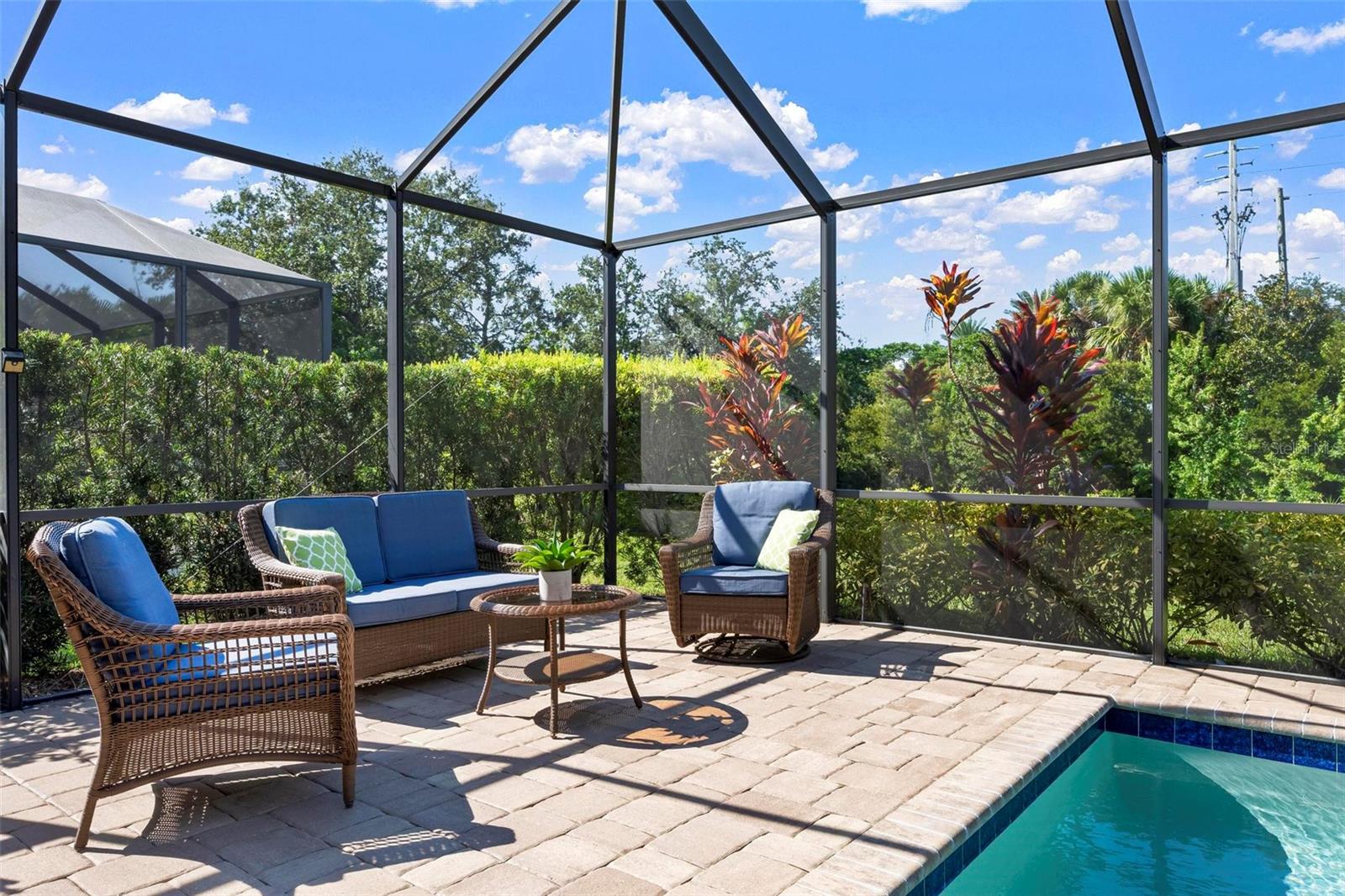 Image 32 of 53 For 6512 Palm Leaf Court