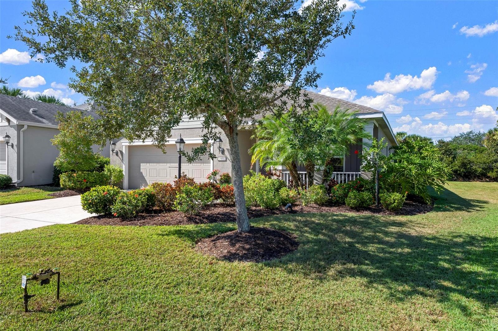 Image 37 of 53 For 6512 Palm Leaf Court