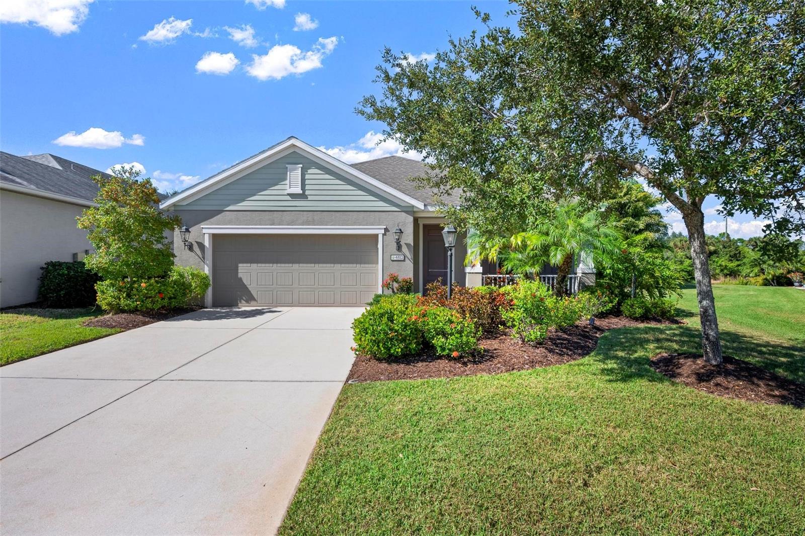 Image 52 of 53 For 6512 Palm Leaf Court