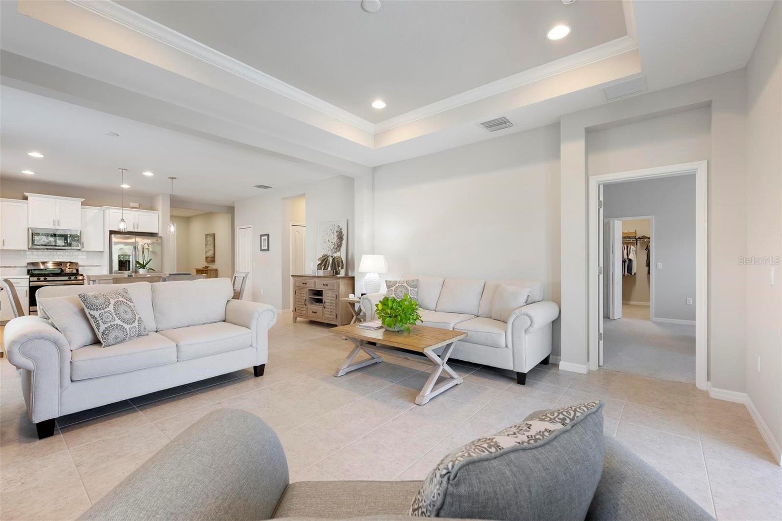 Image 8 of 53 For 6512 Palm Leaf Court