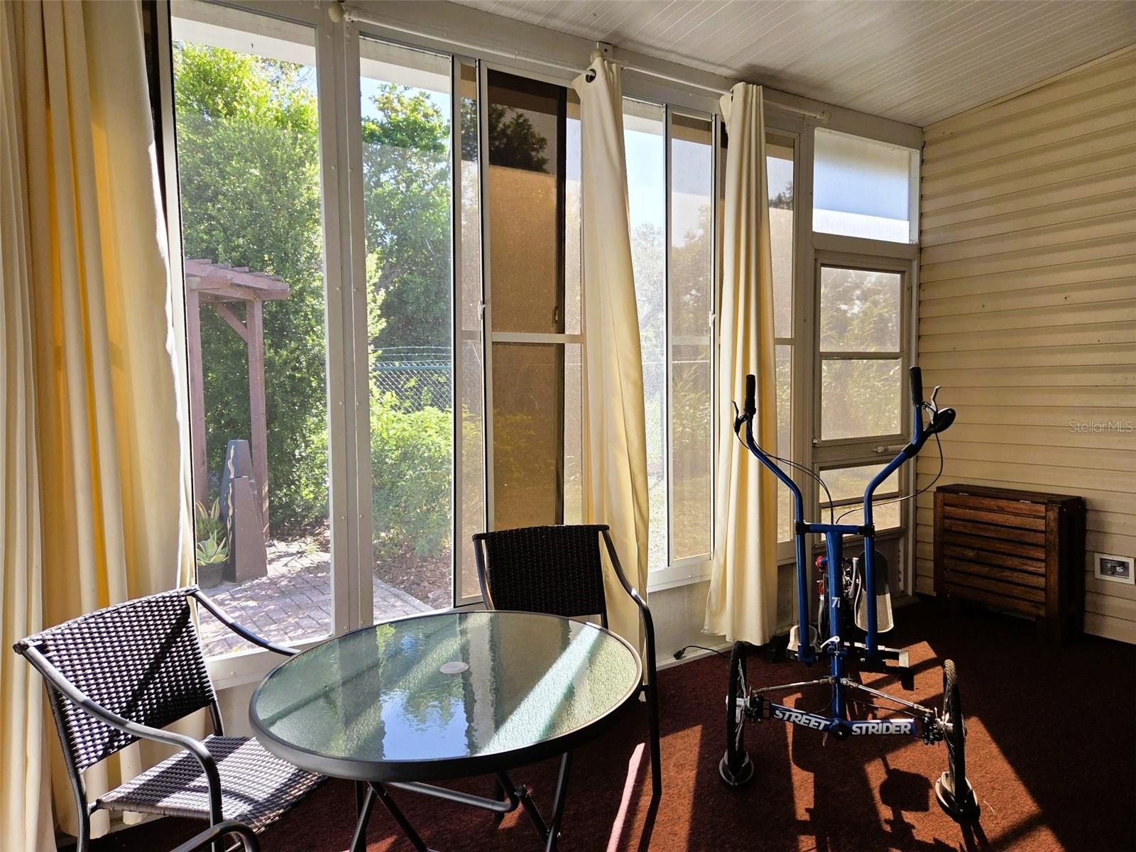 Image 27 of 52 For 3216 Oakwood Boulevard S