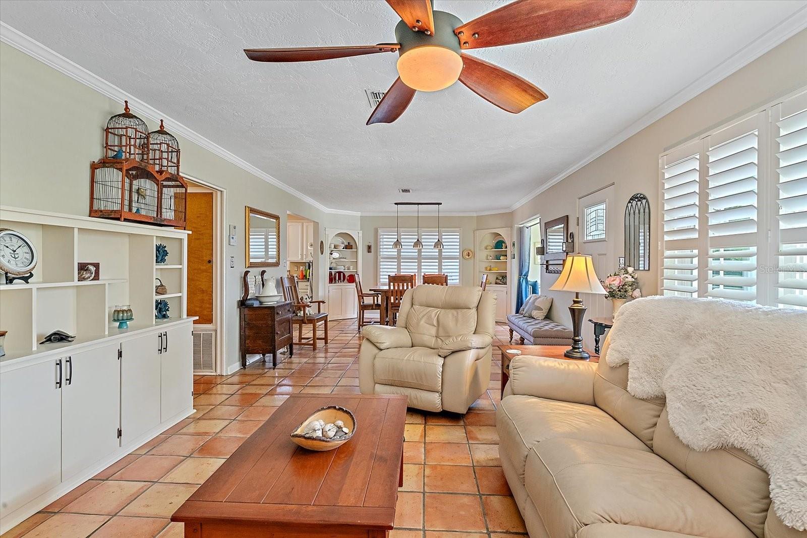 Image 5 of 46 For 2210 8th Avenue W