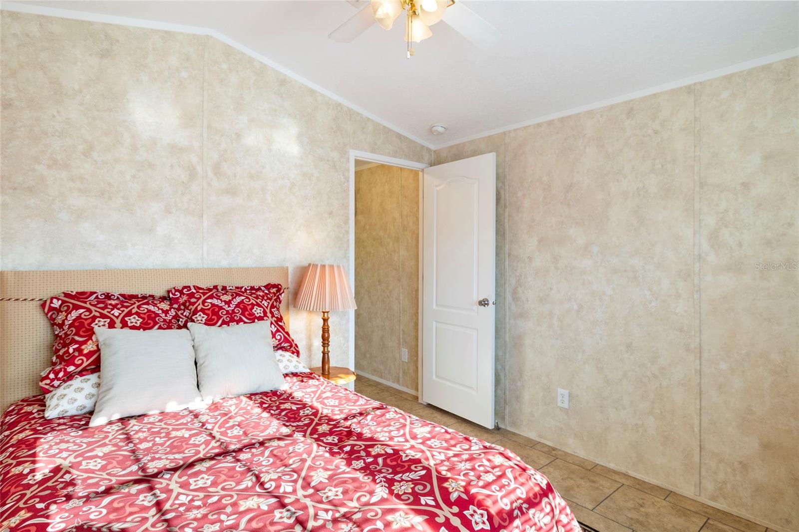 Image 13 of 28 For 3204 Bayside Parkway