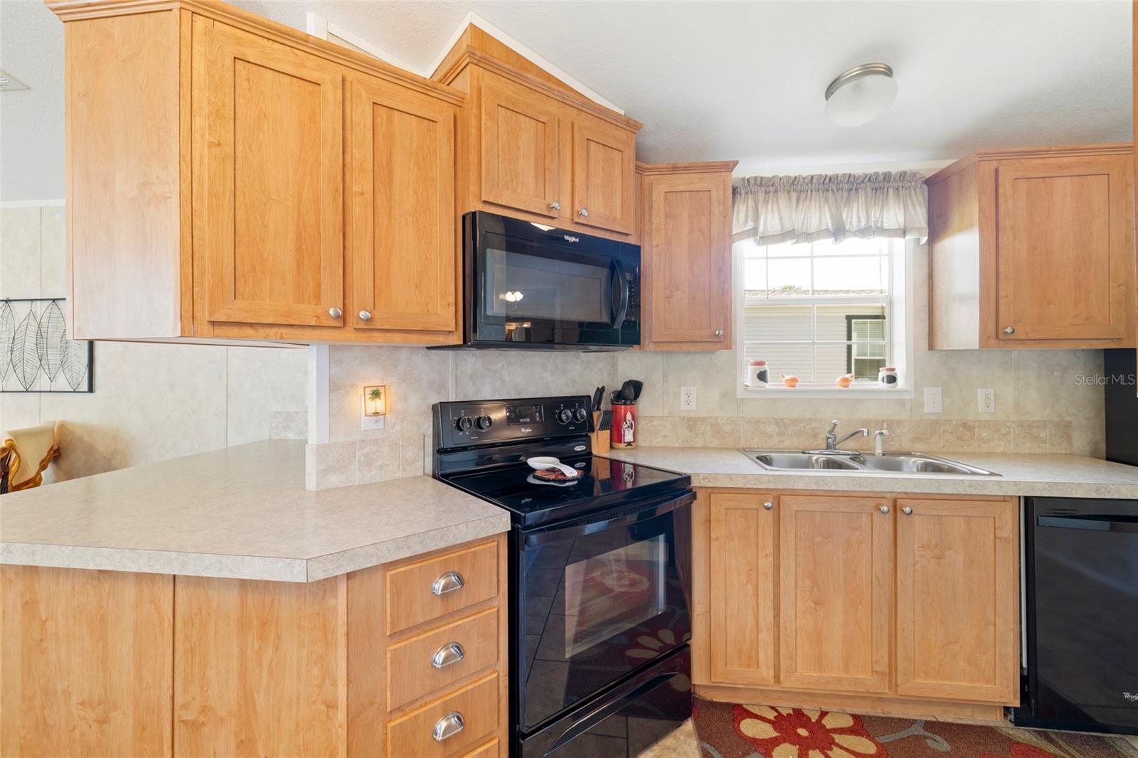 Image 6 of 28 For 3204 Bayside Parkway