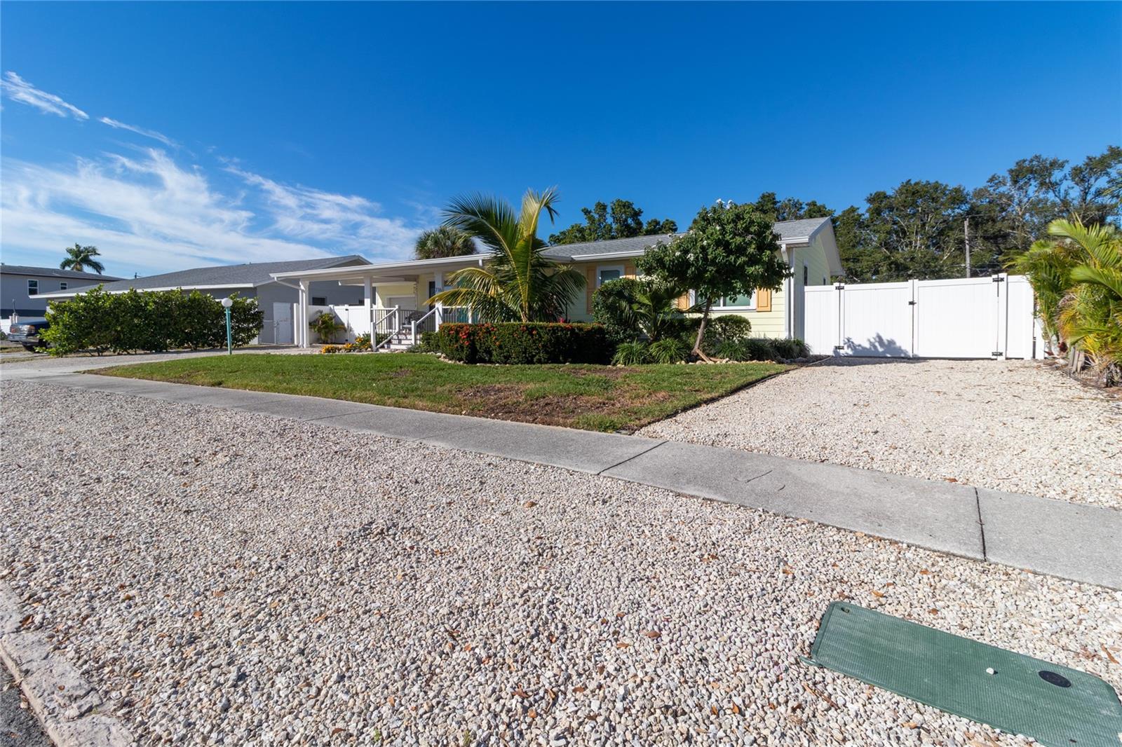 Image 50 of 59 For 716 Fontana Lane