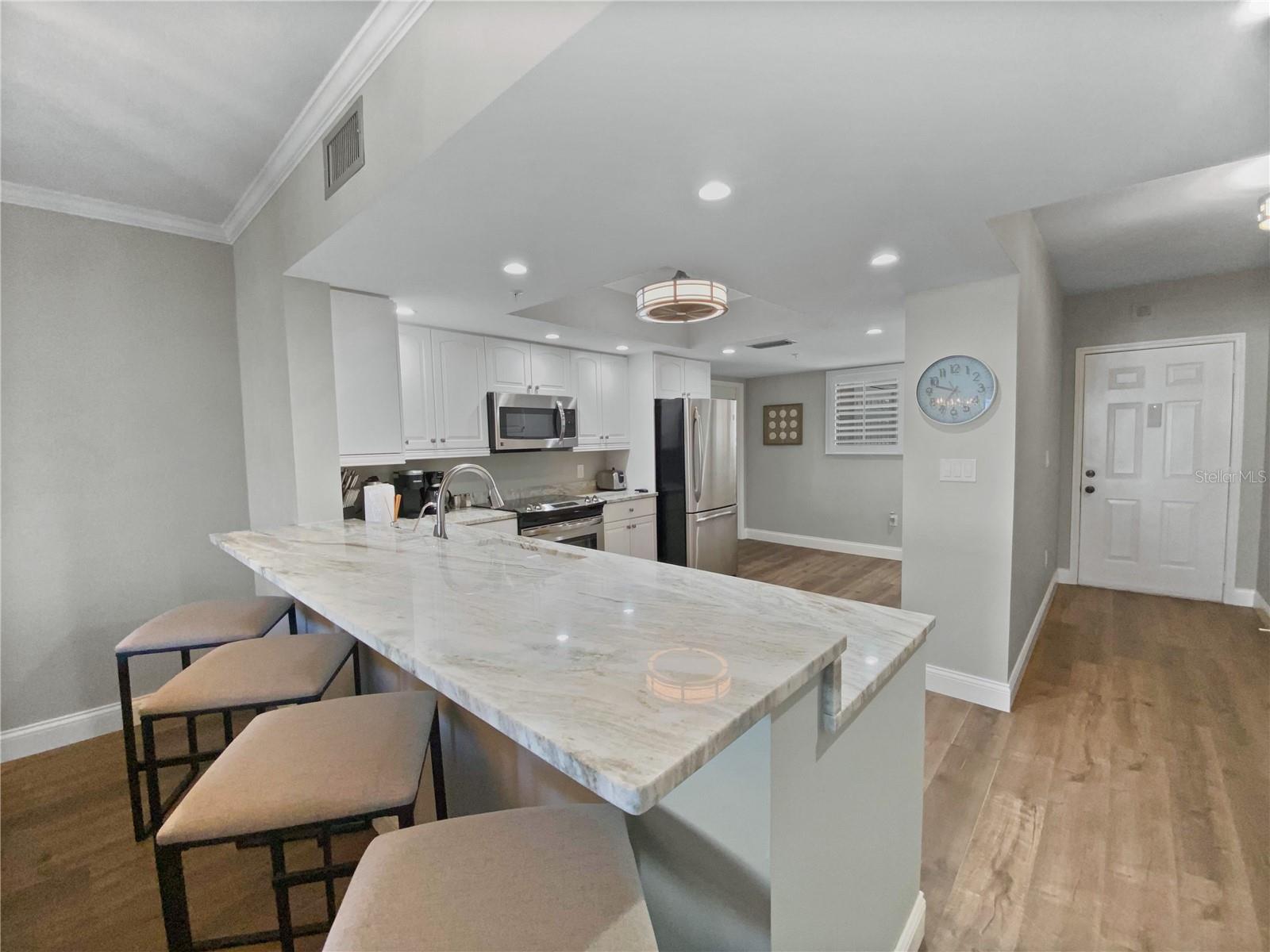 Image 2 of 31 For 1445 Gulf Of Mexico Drive 305