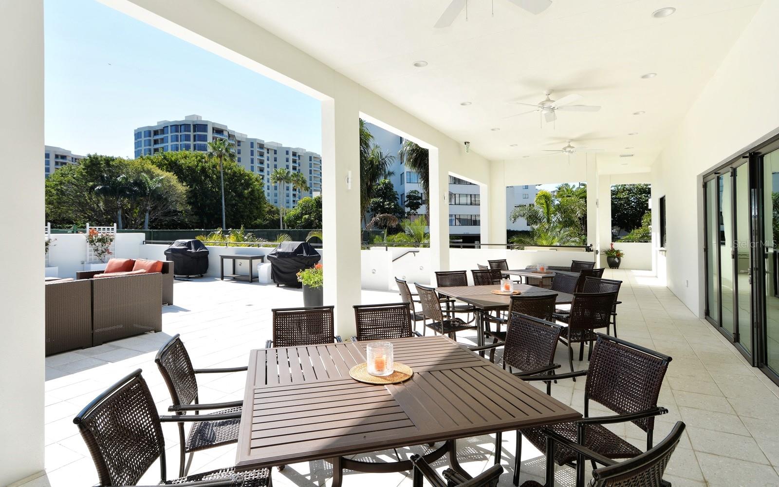 Image 28 of 31 For 1445 Gulf Of Mexico Drive 305