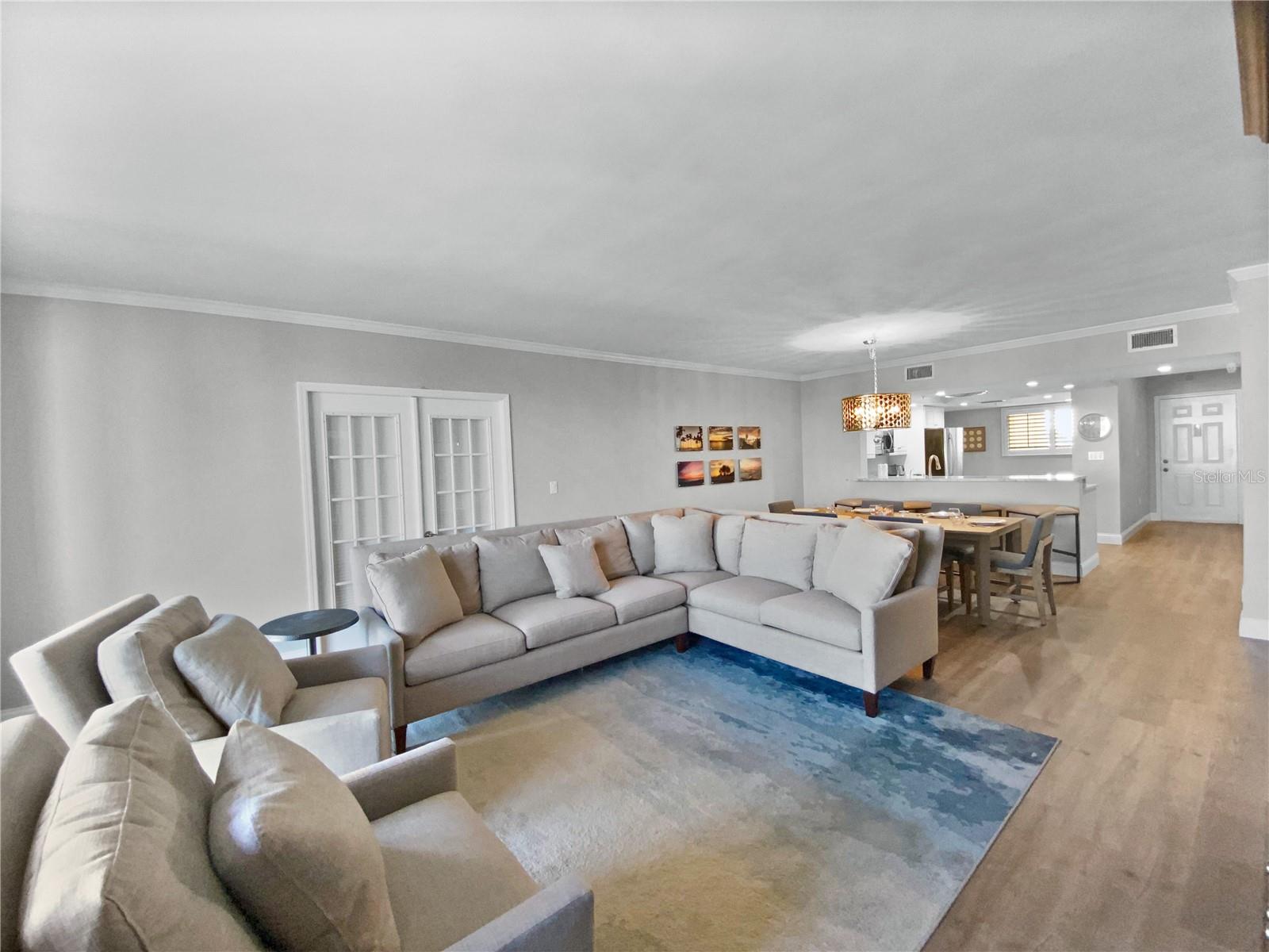 Image 5 of 31 For 1445 Gulf Of Mexico Drive 305