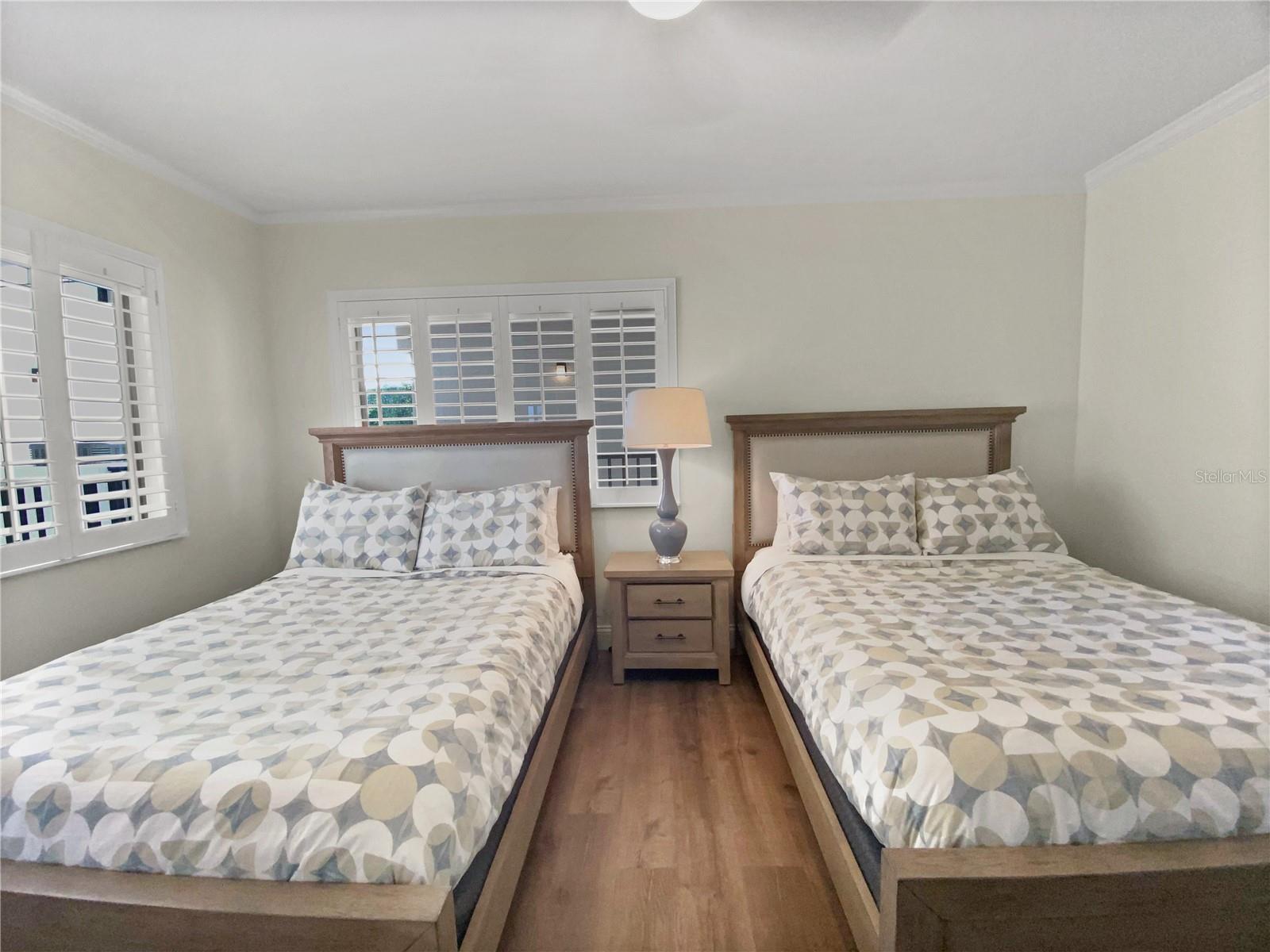 Image 7 of 31 For 1445 Gulf Of Mexico Drive 305