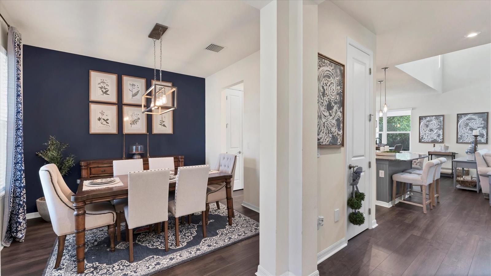 Image 15 of 52 For 5935 Maidenstone Way