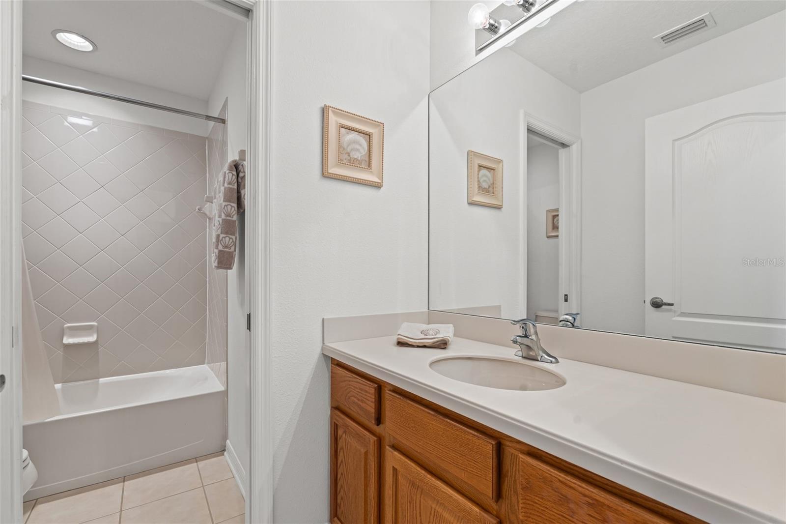 Image 15 of 30 For 11526 84th Street Circle E 103