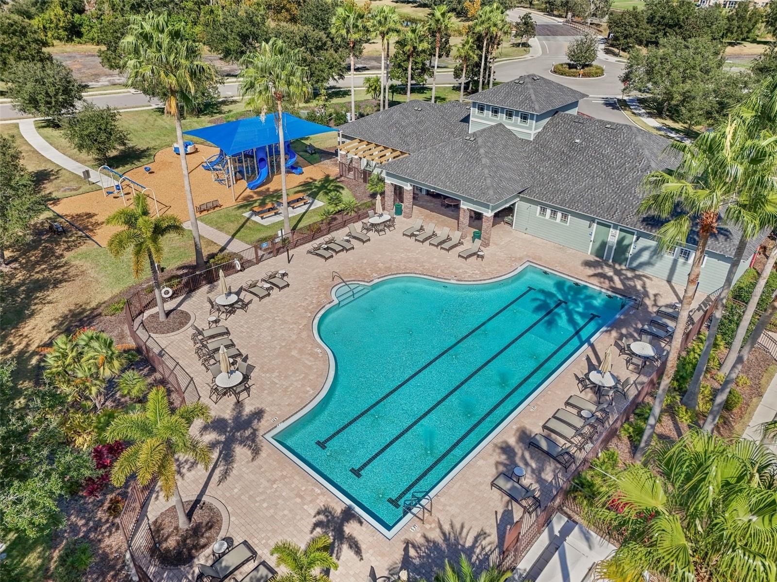 Image 21 of 30 For 11526 84th Street Circle E 103