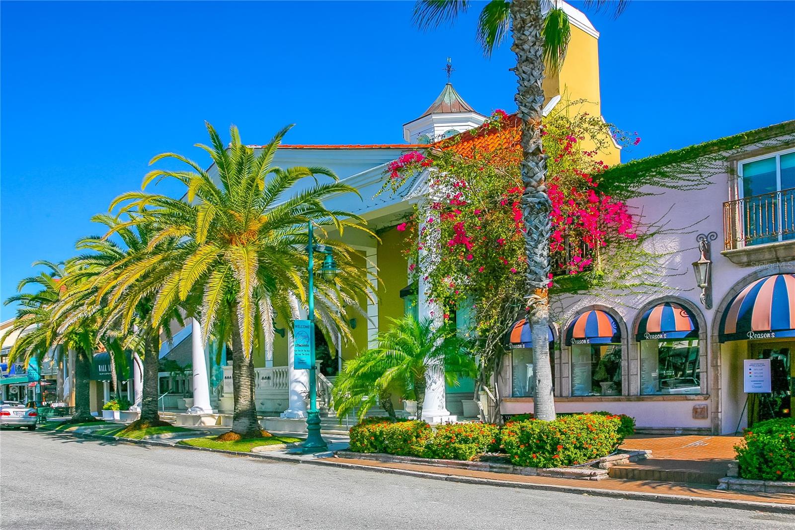 Image 51 of 53 For 1900 Benjamin Franklin Drive V12