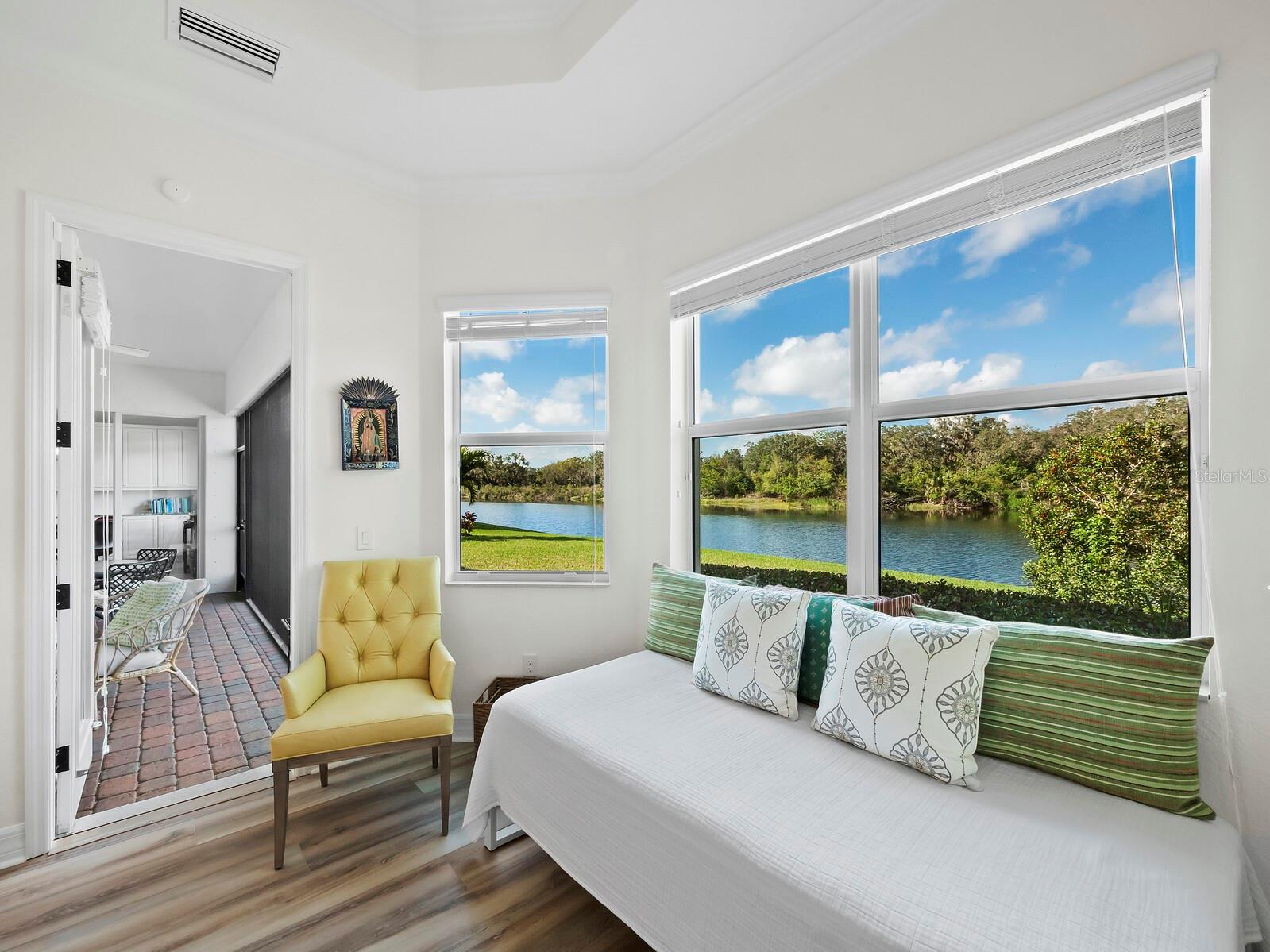 Image 14 of 37 For 8284 Barton Farms Boulevard