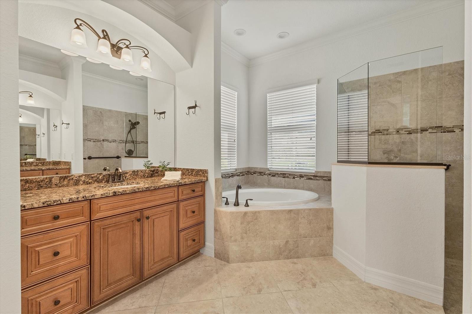 Image 18 of 37 For 8284 Barton Farms Boulevard