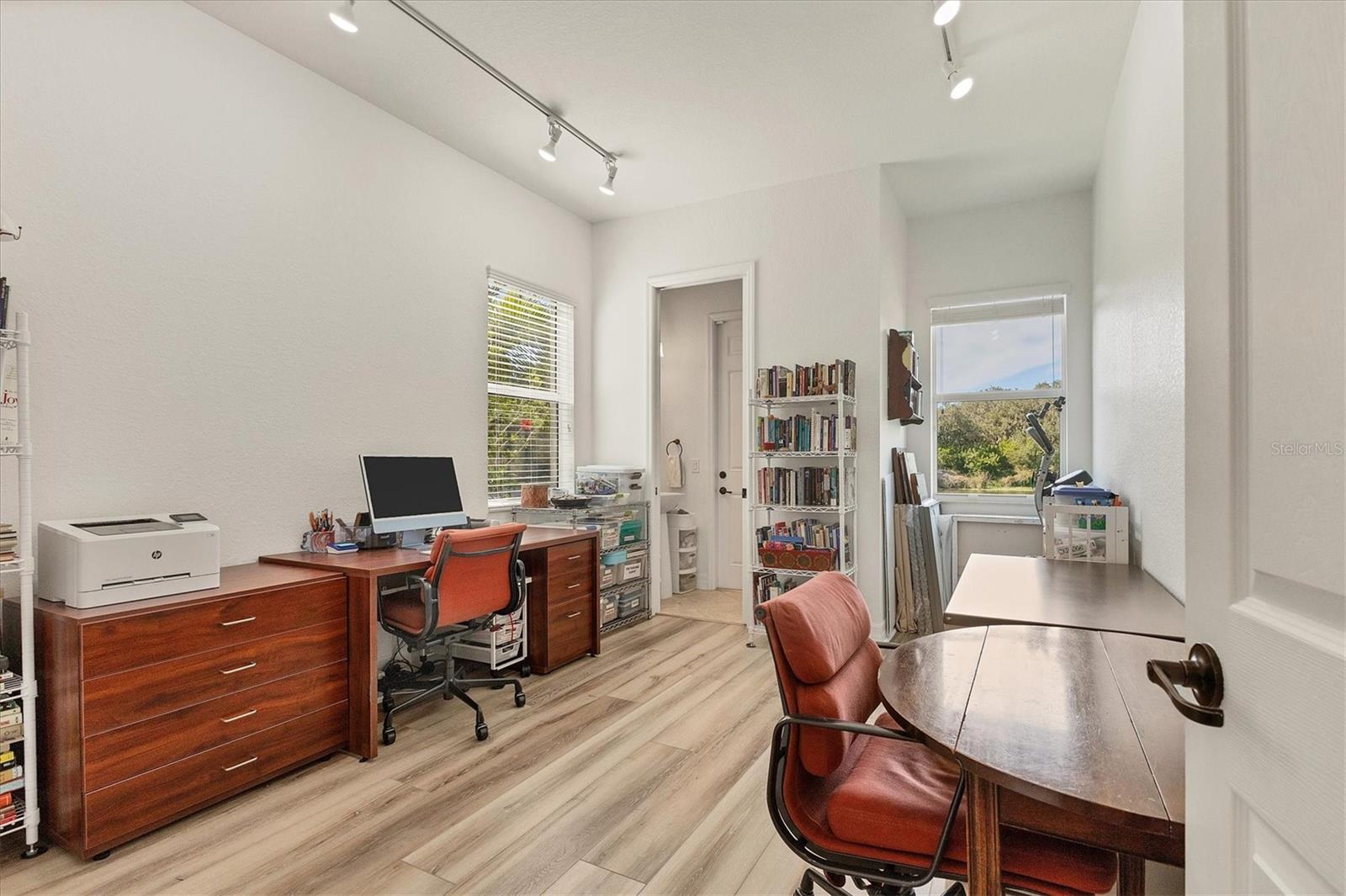 Image 21 of 37 For 8284 Barton Farms Boulevard