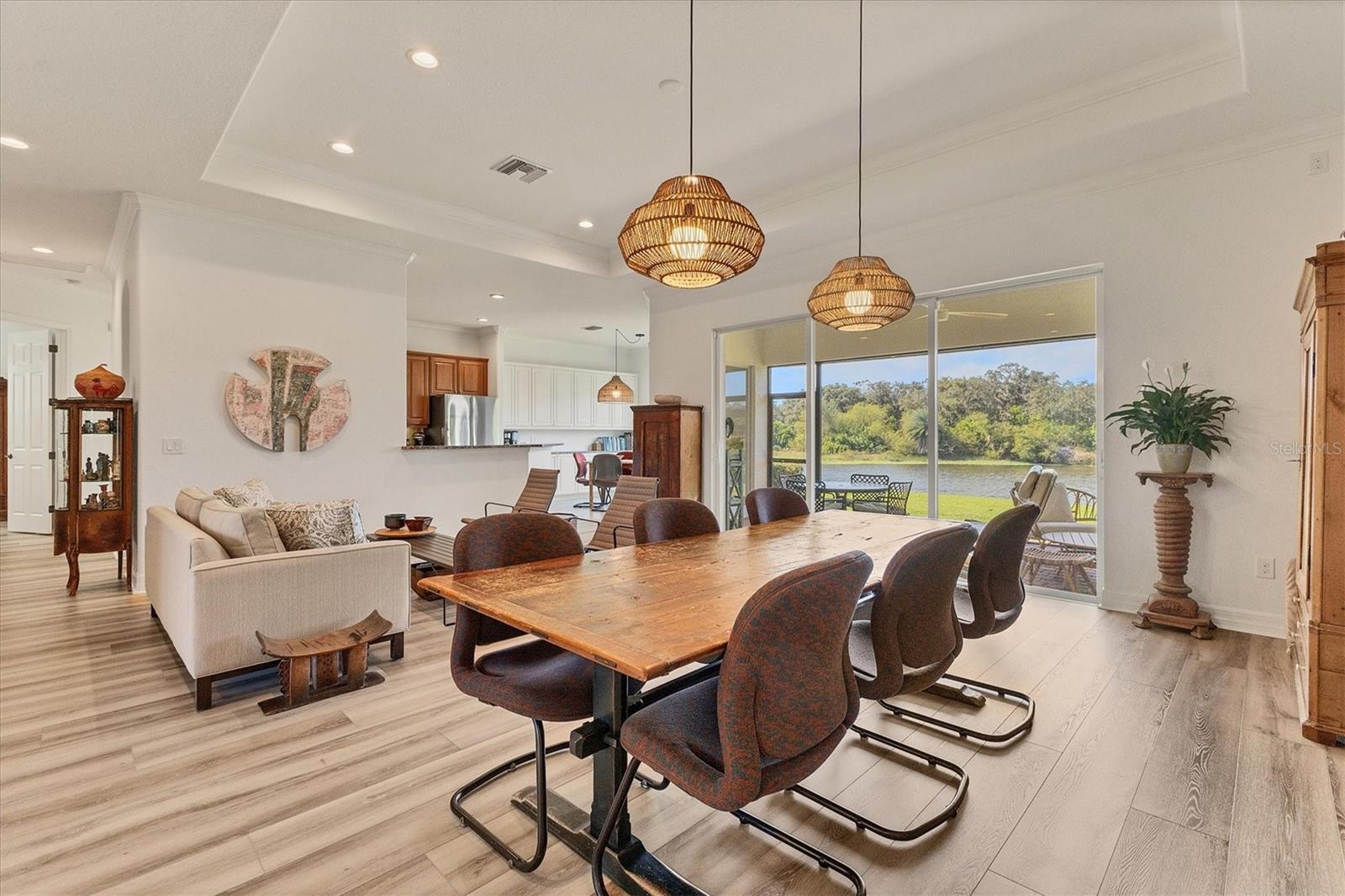 Image 8 of 37 For 8284 Barton Farms Boulevard