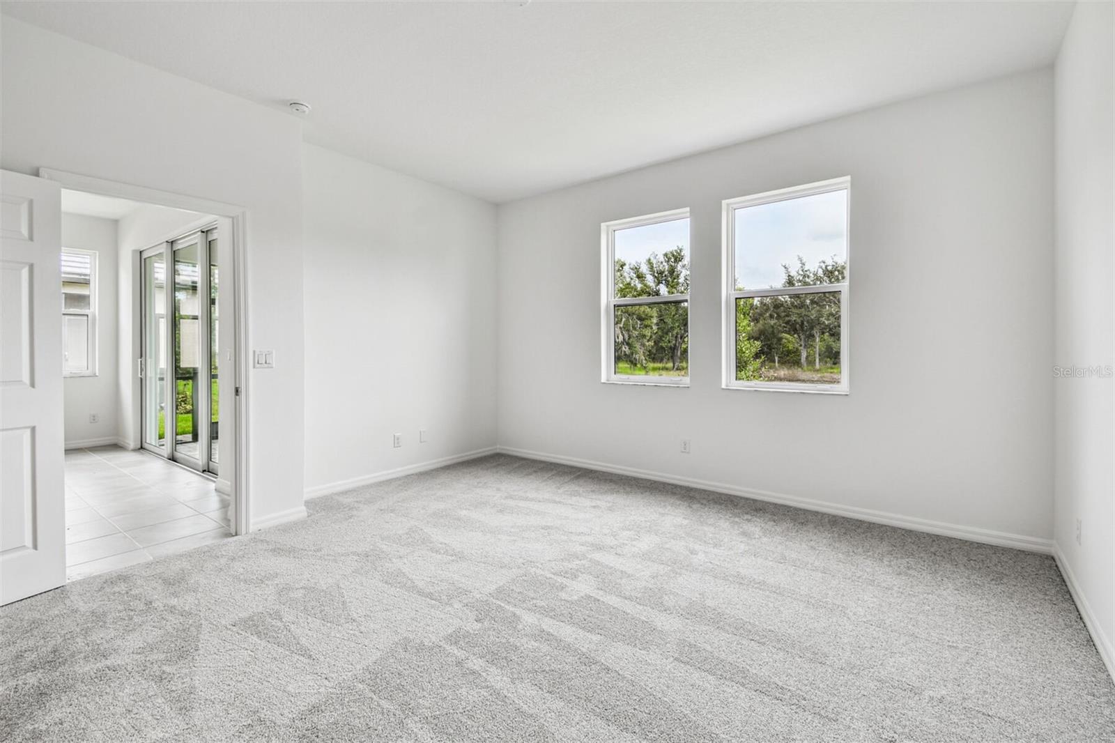 Image 19 of 38 For 18076 Cherished Loop