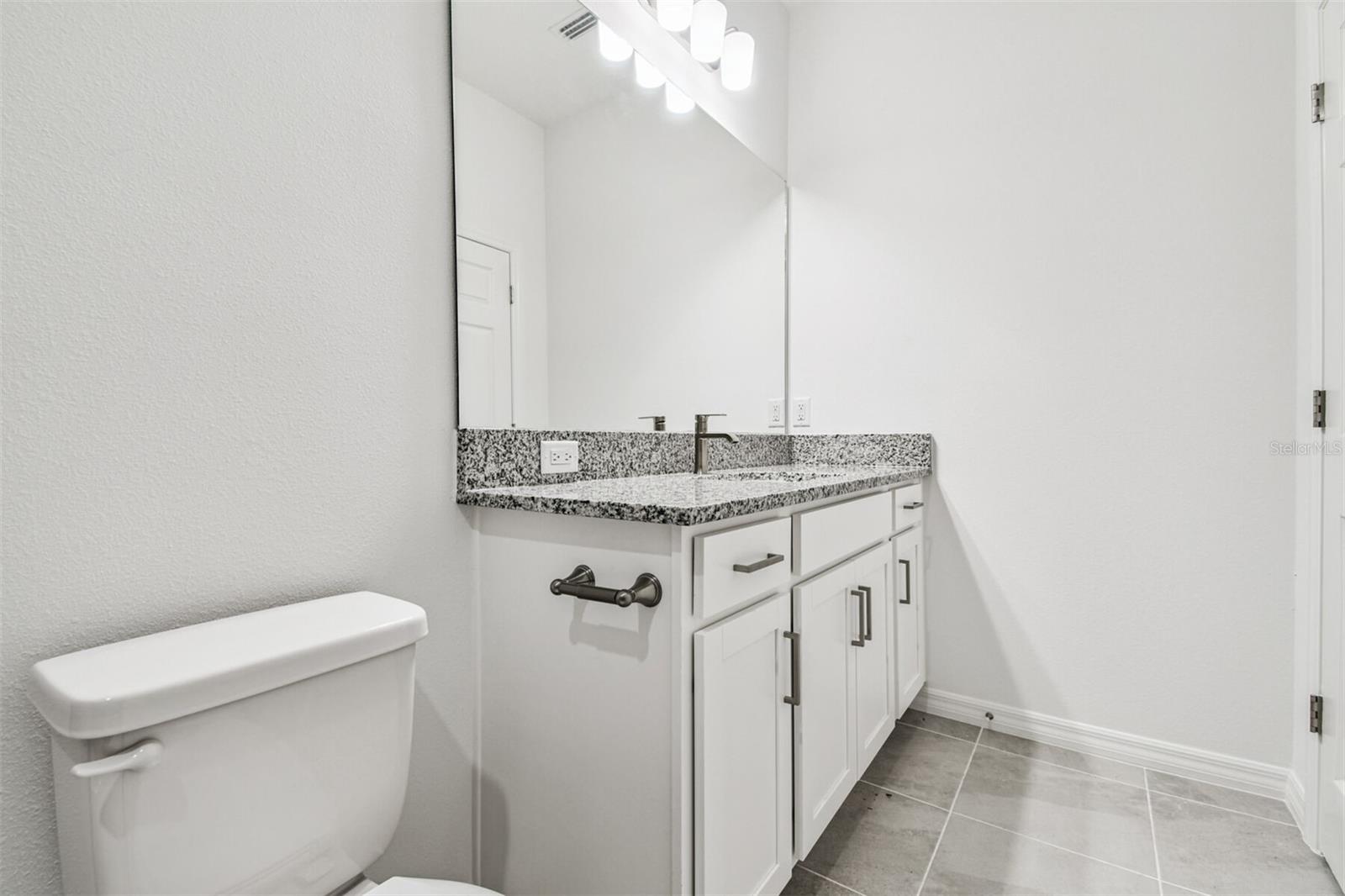 Image 20 of 38 For 18076 Cherished Loop