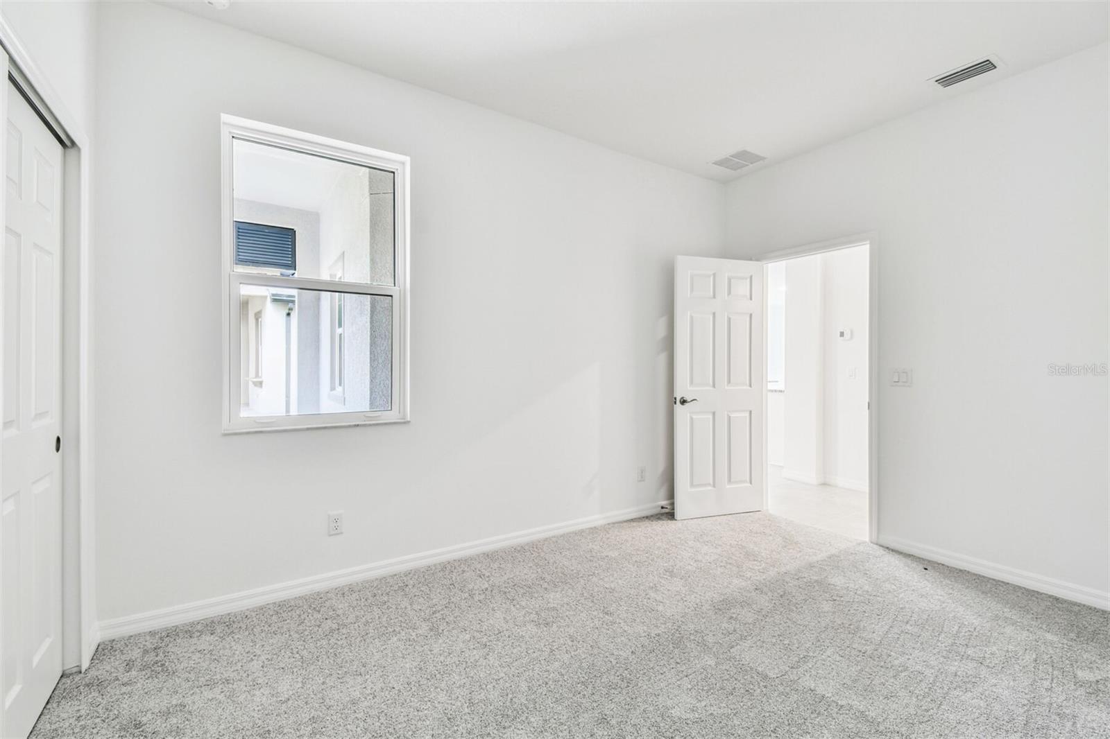 Image 23 of 38 For 18076 Cherished Loop