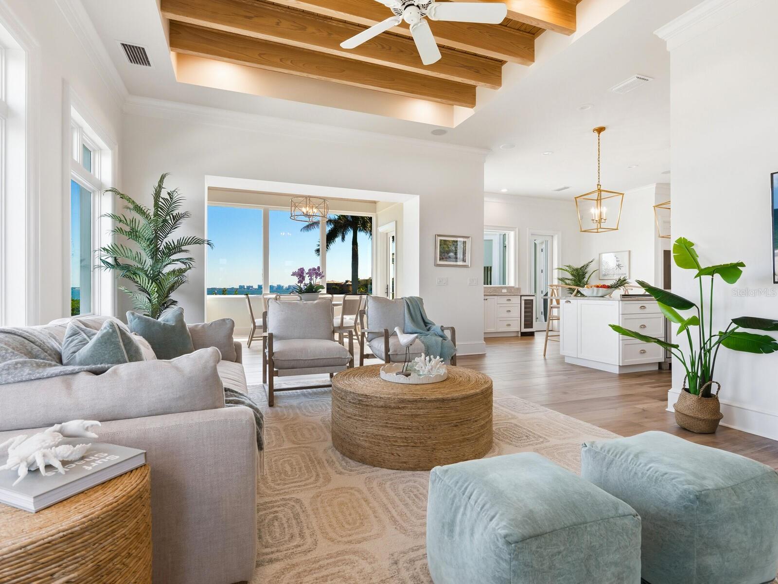 Image 22 of 87 For 560 Harbor Point Road