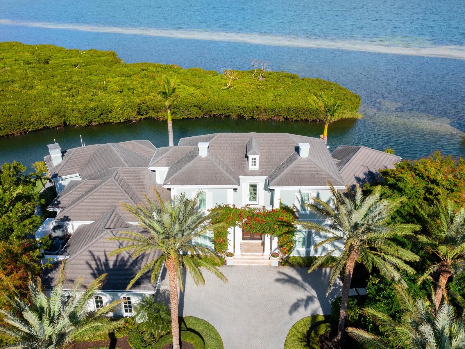 Image 3 of 87 For 560 Harbor Point Road