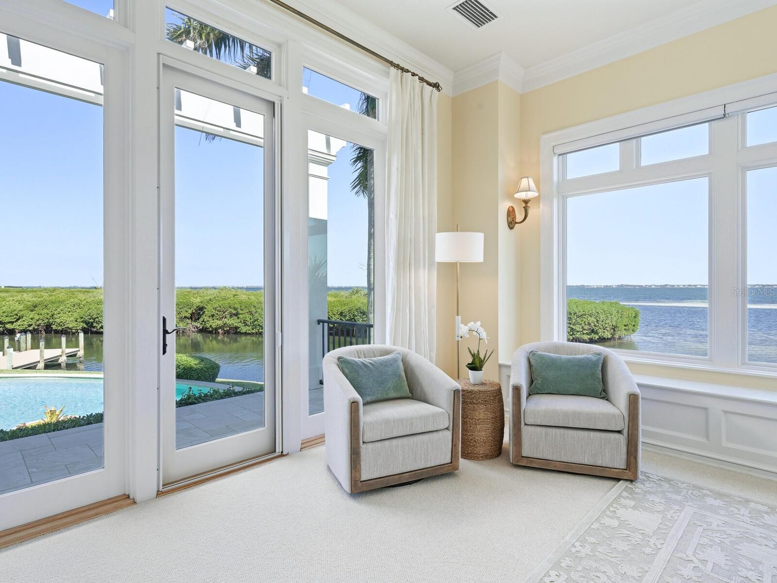 Image 34 of 87 For 560 Harbor Point Road